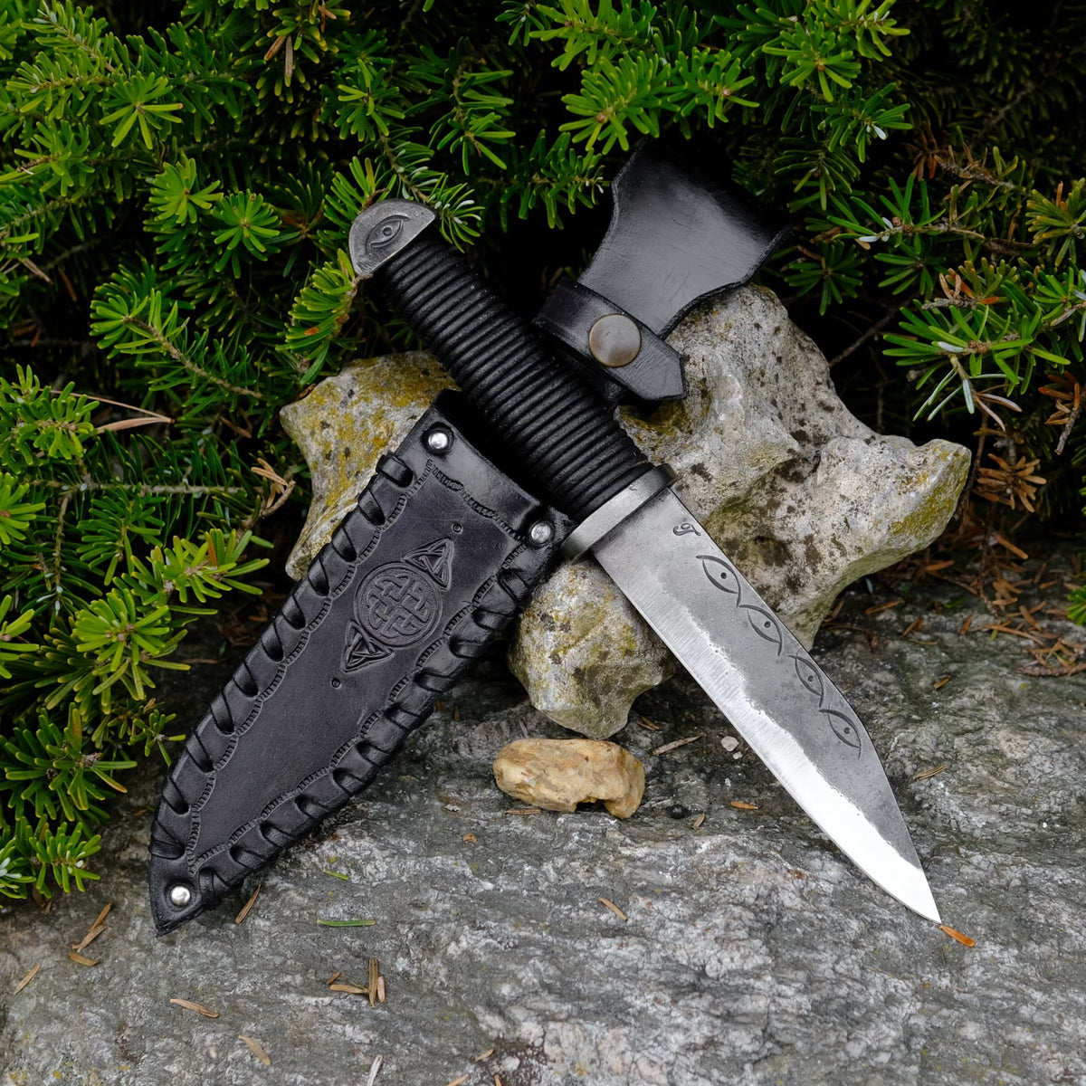 Toferner Medieval Celtic Knife (brown) - Hand forged Knives