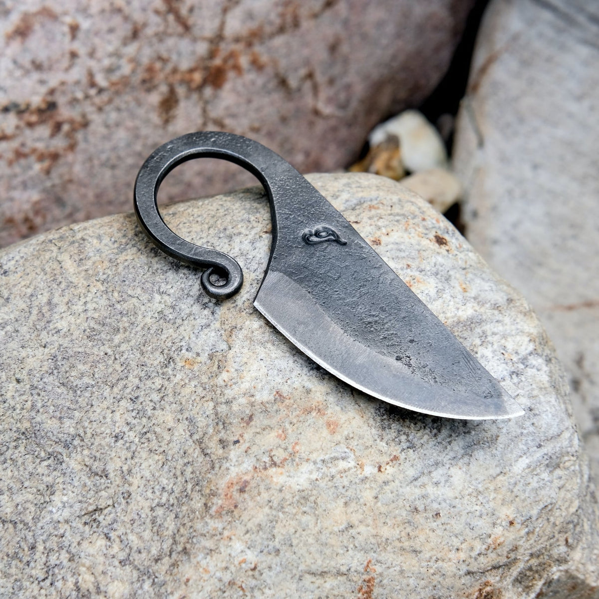 Toferner Horse Head Knife - Hand forged Knives